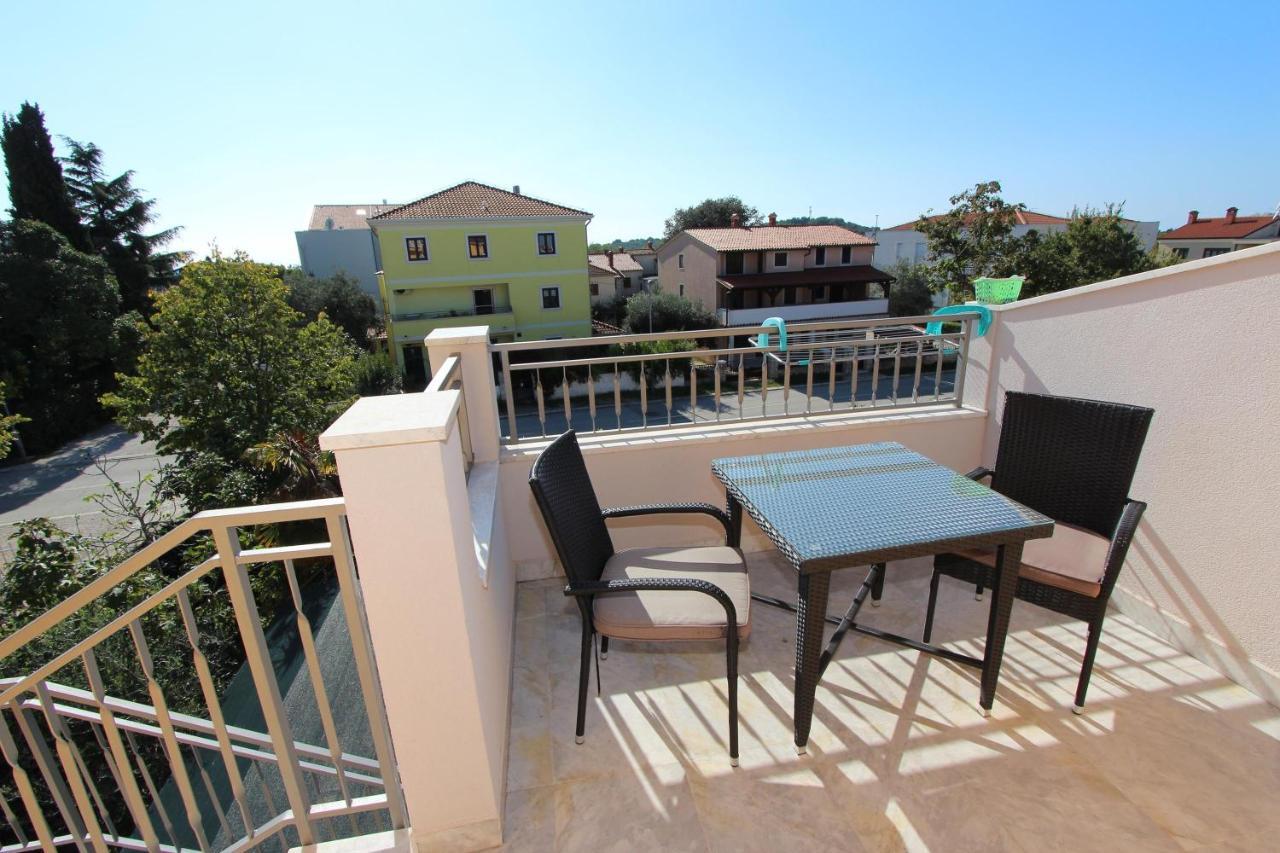 Apartments Malvina 로비니 외부 사진